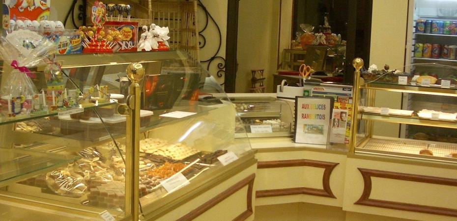 Découvrez Aux Délices Rambertois, la pâtisserie artisanale incontournable de Saint-Rambert-d'Albon : gâteaux stylisés, chocolats Valrhôna et gourmandises raffinées !