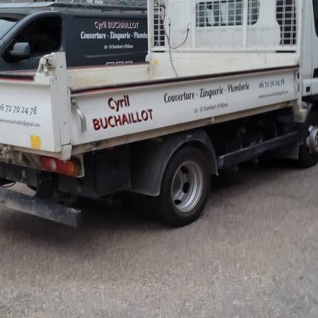Artisan de confiance à Saint-Rambert : découvrez Cyril Buchaillot, couvreur zingueur plombier expérimenté