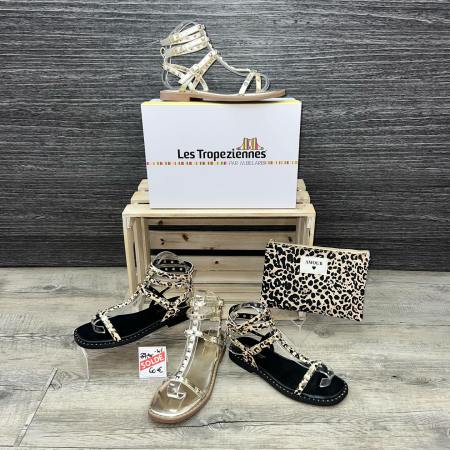 👡 Les soldes continuent chez 2000 Chaussures à Saint-Rambert-d’Albon ! Jusqu’à -50% sur vos marques préférées 😍