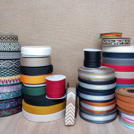 ✨ Nouvel arrivage de sangles chez Rambert Confection : place à la créativité ! 🎨🧵