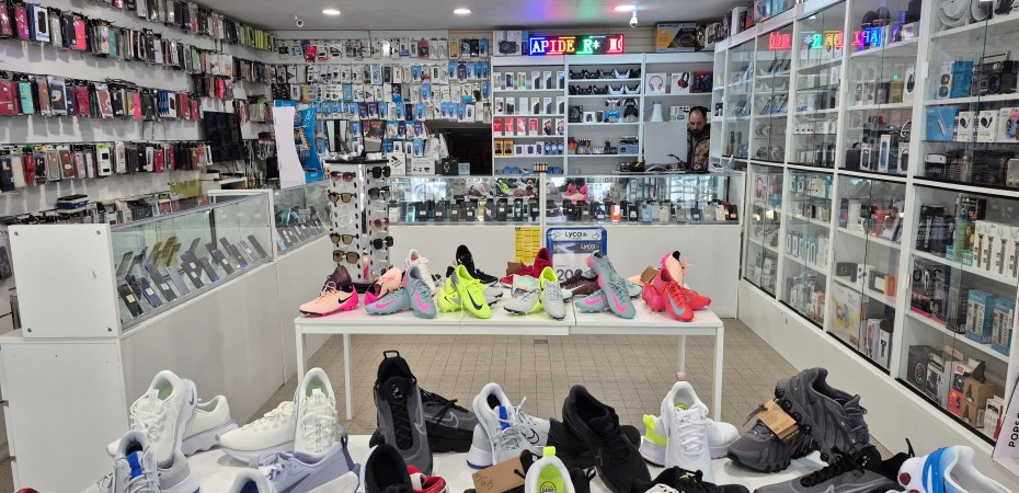 Chaussures de sport homme Saint-Rambert-d'Albon – R-Mobile (26140)