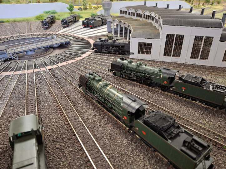 La rotonde : cœur vapeur du nœud rambertois